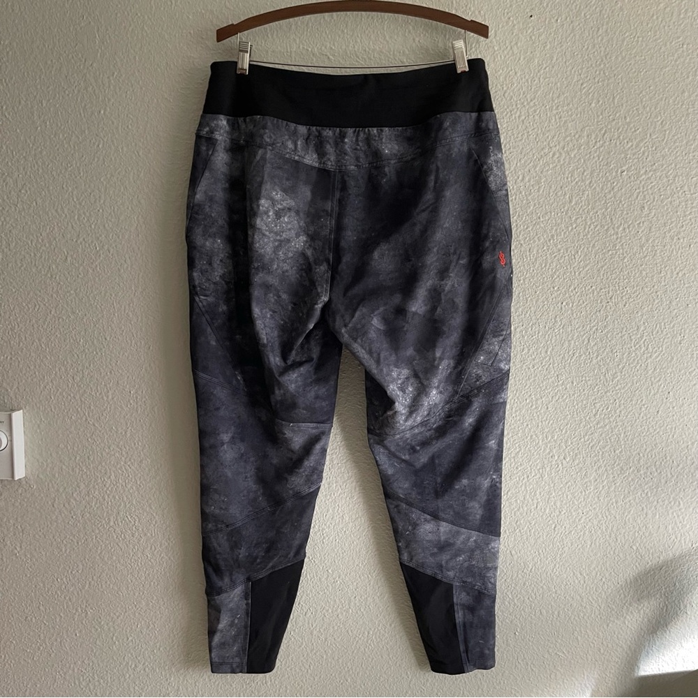 North Face Beyond the Wall climbing pant - Picture 8 of 12